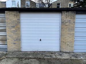 Photo 1- click for photo gallery